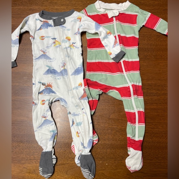 Burt’s Bees footie pajamas. 12mo - Picture 1 of 4